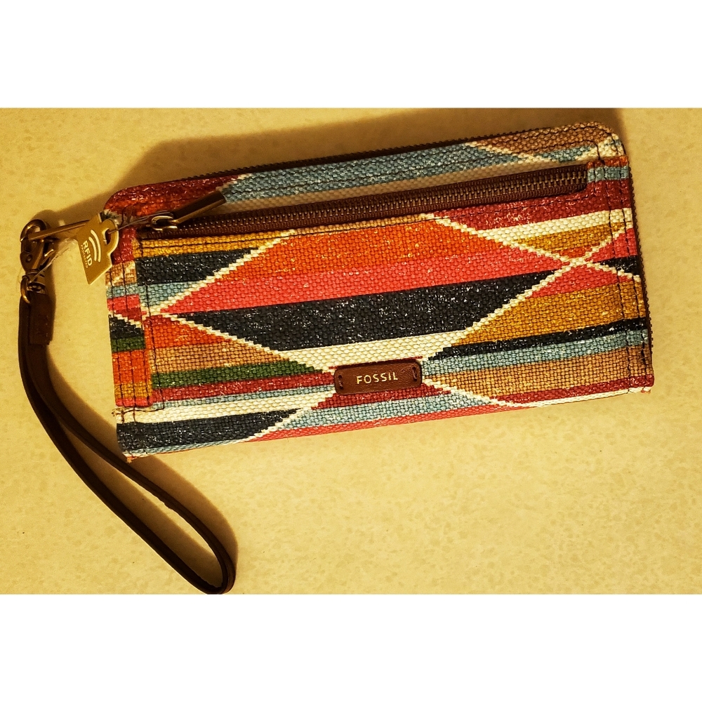 Fossil purse/wallet